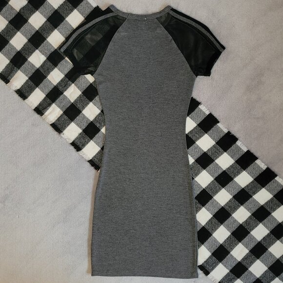 XS | Garage | Short Mesh-Sleeve Bodycon Dress - Picture 3 of 5